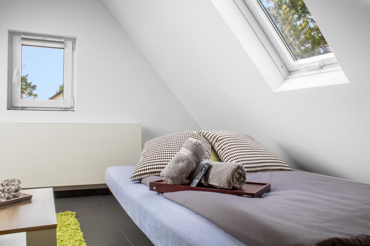 Gesamte - Buero - Kueche - Netflix Apartment Nuremberg